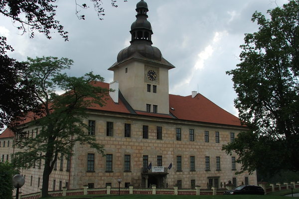 Zámek Kardašova řečice Vše o lázních - Katalog lázní - Lečebné Lázně